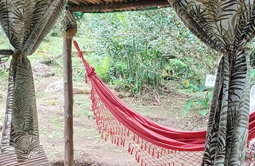 Paraty Cabin | Cabin 20km from Paraty with garden and waterfall in the backyard surrounded by nature.