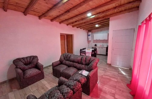 Cuadro Nacional Cabin | Cabin in San Rafael 5' from the airport, excellent location.