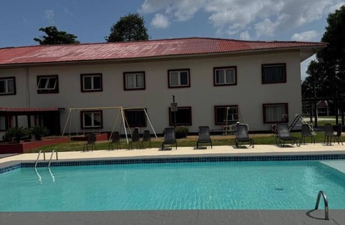 Maracangalha Hotel | Calm, Relaxing Space w/Outdoor Pool Access - Perfect for Couples to Unwind