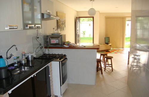 Sao Sebastiao House | Camburi Condominium House - Accommodates 11 people