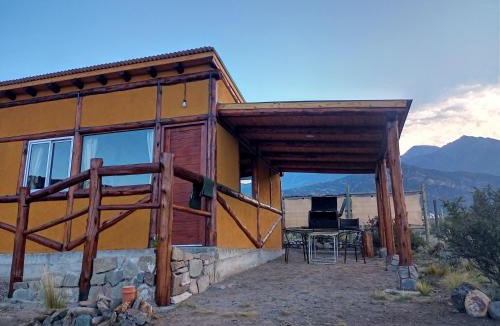Las Vegas House | Camino & Piedra 2 - Cabaña de montaña