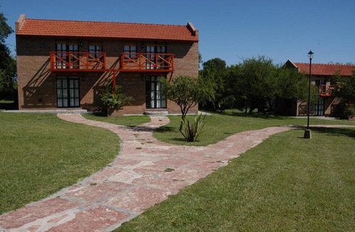 Merlo House | Campo Las Tinajas