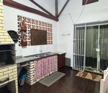 Zimbros House | Casa 2 quartos em Zimbros - Bombinhas SC