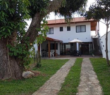 Sao Francisco da Praia House | Casa 4 Suites a 200m da Praia ate 14 pessoas Sao Sebastiao