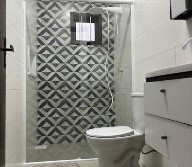 Balneario Gaivota House | Casa 70mt2 Mobiliada Centro Gaivota 400mt do Mar Wifi TV Smart