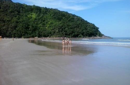 Sao Lourenco House | Casa a 50 metros da Praia da Riviera no Jardim São Lourenço - Casa com Wi-Fi