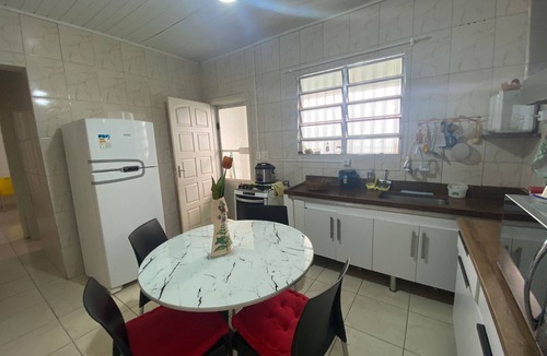 Guilhermina House | Casa Aconchegante em Praia Grande
