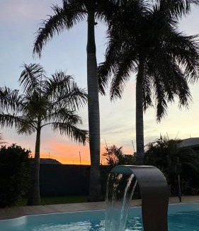 Bandeirantes House | Casa Aconchegante Alto Padrão com Piscina