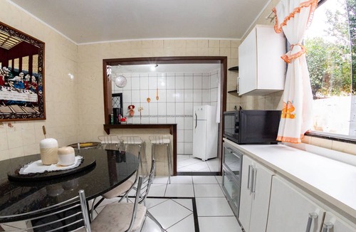 Petropolis House | Casa aconchegante com churrasqueira em Passo Fundo