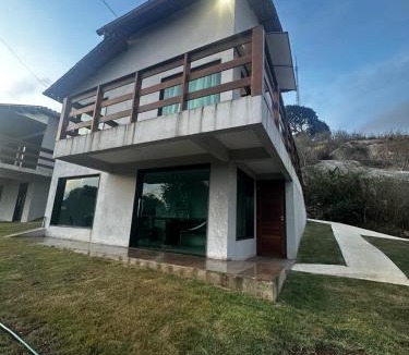 Bezerros House | Casa aconchegante em Serra Negra