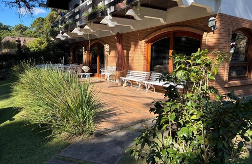 Jaguaribe House | Casa Alpina: 6 Cozy Bedrooms in Paradise