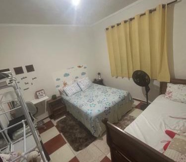 Jardim Presidente Dutra House | Casa Amarela -vista para o aeroporto internacional