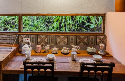Tapirai Cabin | Casa Aureliano Macondo Banho de Floresta Lareira