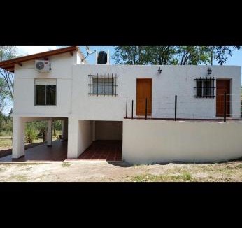 Villa Rumipal House | Casa Blanca