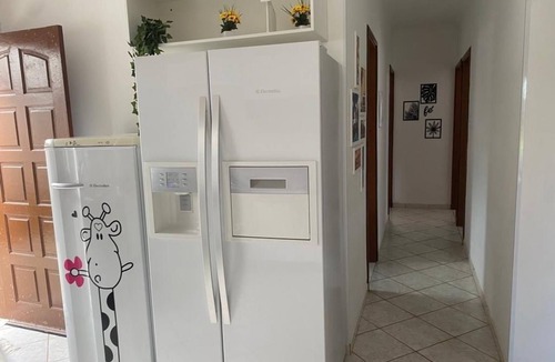 Morada da Praia House | Casa Reformada com Amplo Espaço, Churrasqueira e Piscina