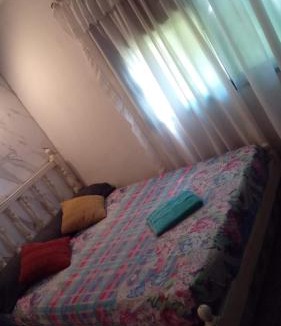 San Nicolas de los Arroyos Apartment | Casa con Amplio Parque a metros del Parador y Acceso a la cuidad