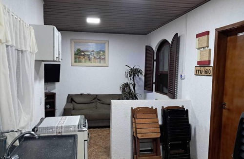 Raul Cury House | Casa c pisc, churrasq, pet friendly a 200m do mar