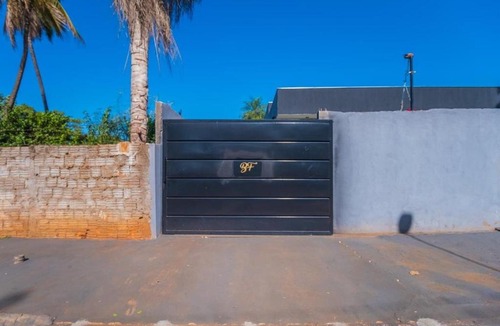 Andradina House | Casa com 2 suítes, cozinha completa , área de lazer, piscina infantil, 10 min do parque aquático