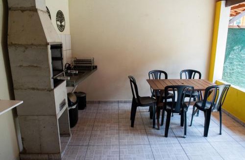 Figueira House | Casa com 2 suites e Churrasqueira no Figueira