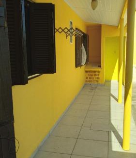 Quintao House | CASA COM 3 QUARTOS, SENDO 1 QUARTO Suite
