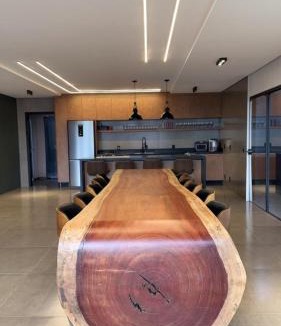 Palhoca House | Casa com 4 suítes, piscina aquecida e sauna