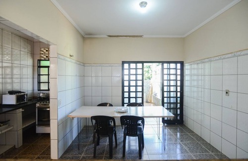 Parque Ribeirao Preto House | Casa com Churrasqueira e Wi-Fi em Parque Ribeirão