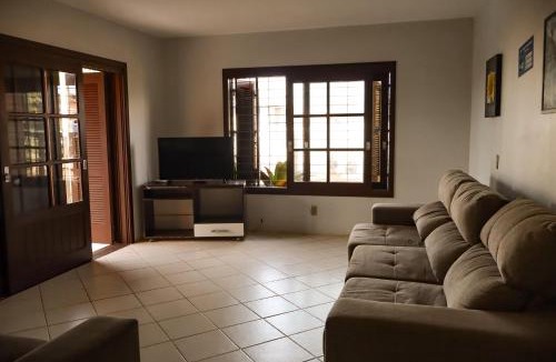 Torres House | Casa com conforto e piscina em torres