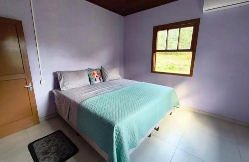 Vespasiano Correa House | Casa com Hidro, pátio cercado e acesso ao Rio