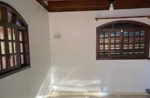 Sao Pedro House | Casa com Piscina 200m da Praia do Portinho
