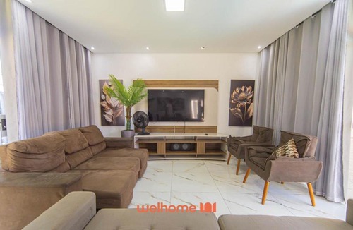 Jardim Virginia House | Casa com piscina a 200m da Praia da Enseada