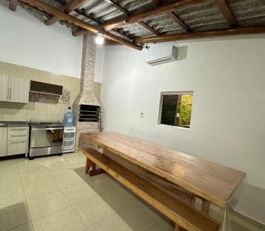 Imarui House | Casa com piscina