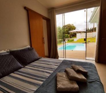 Encantado House | Casa com piscina e vista do Vale