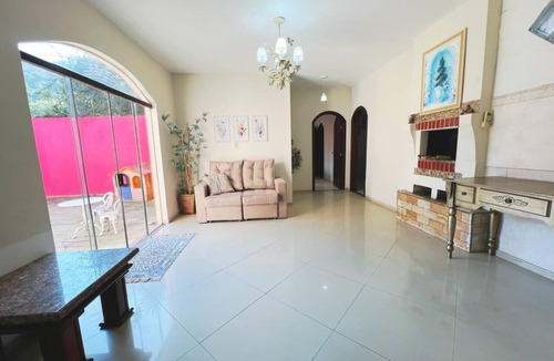 Cabecudas House | Casa com Piscina em Cabeçudas , 80 metros da Praia
