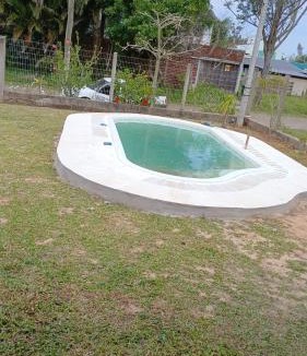 Torres House | CASA com PISCINA EM TORRES 6 PESSOAS 2 QUADRAS DO MAR