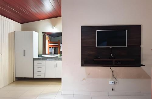 Alvorada House | Casa com piscina para até 12 pessoas em Bonito