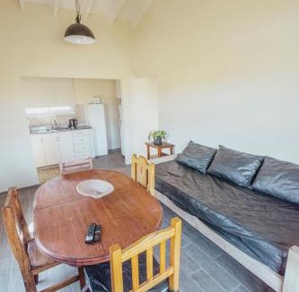 Villa La Arcadia House | Casa con pileta en barrio Pillahuinco
