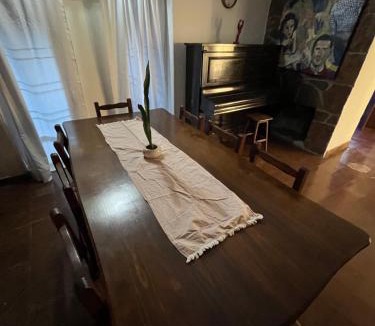 Cordoba House | Casa con vista y naturaleza en Córdoba, a metros del Kempes