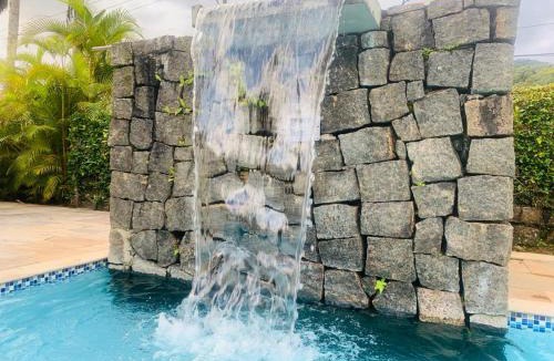 Praia da Enseada House | Casa Cond. 80 mts da praia