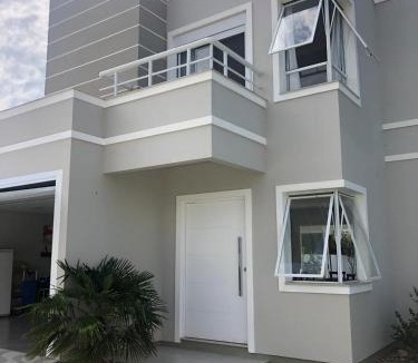 Ponta do Papagaio House | Casa da Lis com Piscina