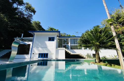Maresias House | Casa da Mata (Maresias beachfront condominium)
