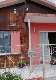 Corumba House | Casa de 90m2 toda sua aconchegante e central