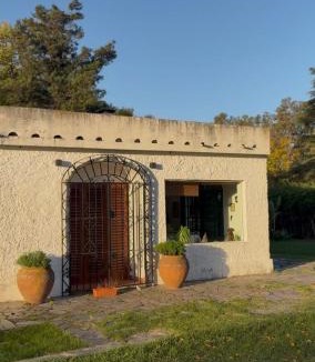 Partido de Junin House | Casa de Barro
