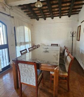 Las Chacras House | CASA de CAMPO CON PILETA Y CANCHA DE FUTBOL EN JUANA KOSLAY