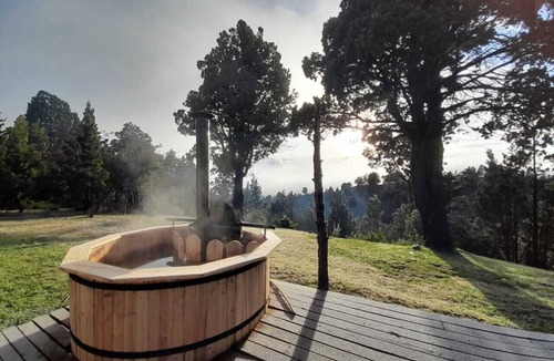 Los Alerces National Park Cabin | Casa de Campo con Tina de Agua Caliente en Trevelin