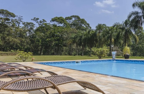 Portao House | Casa de campo em Atibaia com Lareira e Piscina