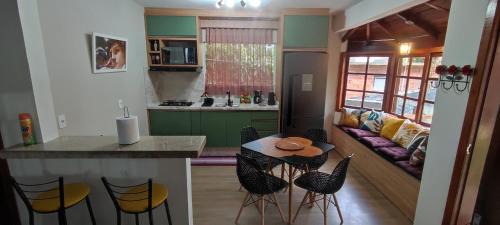Vargem do Bom Jesus House | Casa de Campo, perto das praias!