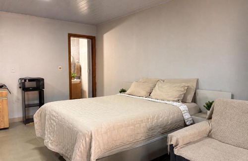 Fernando De La Mora House | Casa de huéspedes privada con Wifi gratis cerca de IPS Ingavi, UNA y Biggie