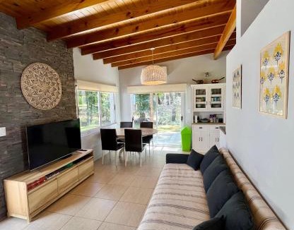 Pinamar House | Casa De Los Titanes I Ideal para Familias - Ayres del Bosque Alojamientos