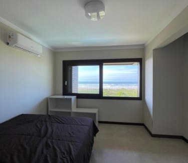 Torres House | Casa de luxo com piscina a beira mar em torres