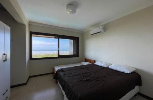 Torres House | Casa de luxo com piscina a beira mar em torres